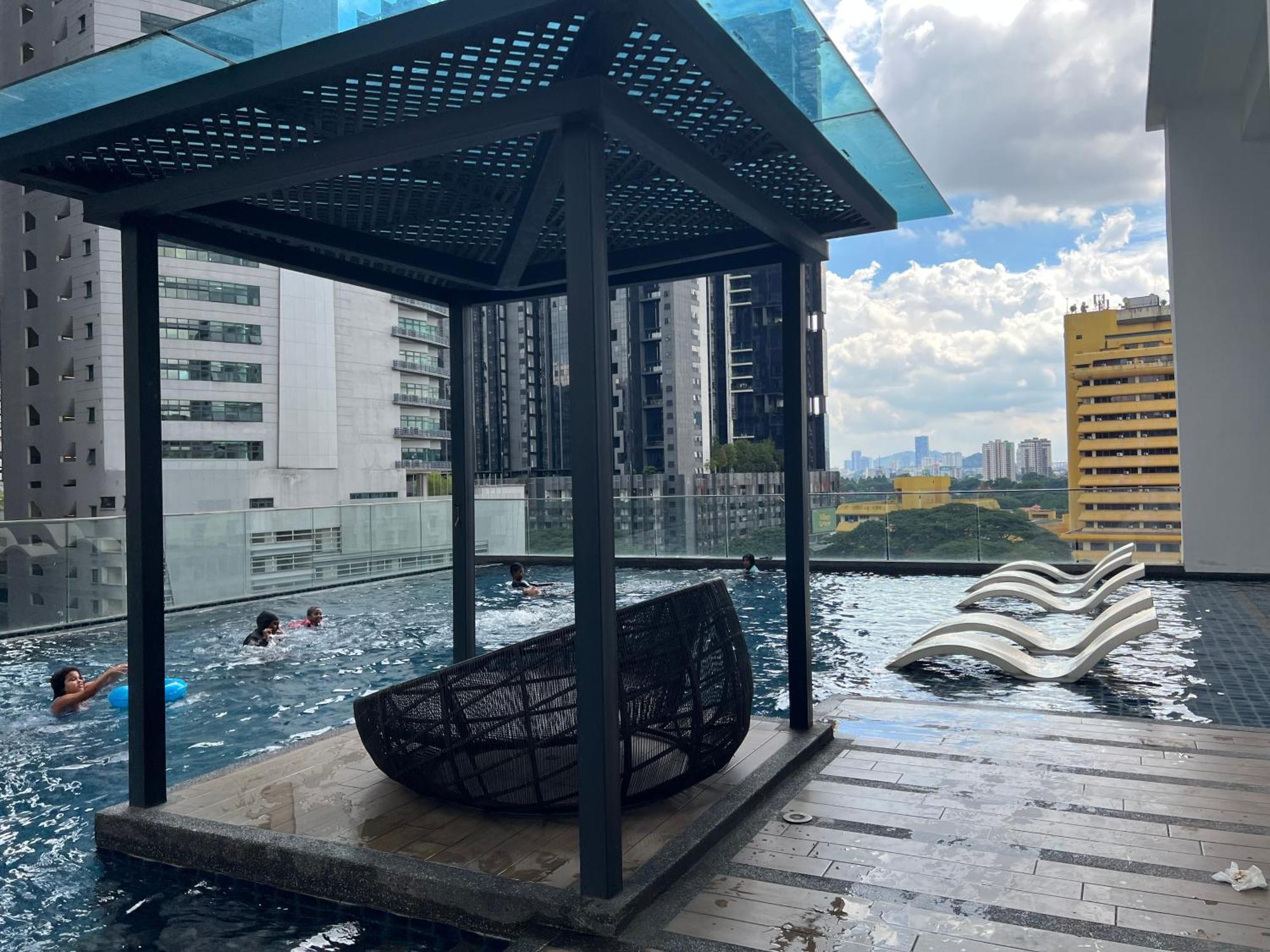 Reizz Residence By Classy Kuala Lumpur Luaran gambar